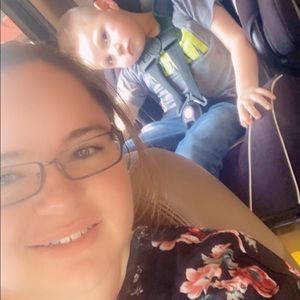 Meet your Posher, Caroline